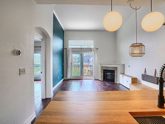 5th image of 1705 N Gaylord St #303