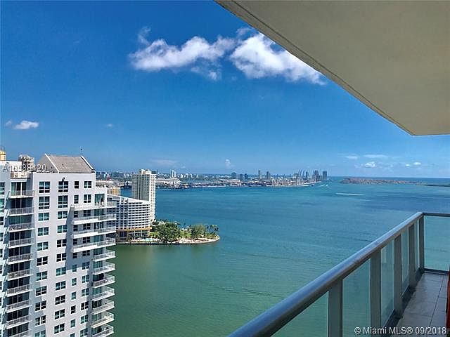 Corner 3Bd/2ba condo with an awesome water view!