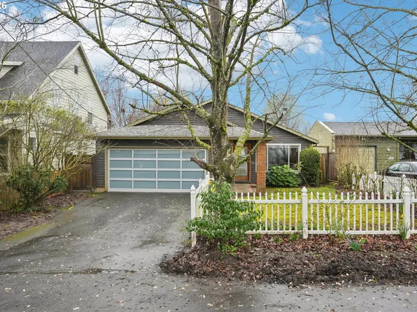 4133 SE Tibbetts St, Portland, OR 97202