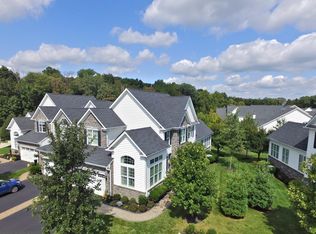 62 Hillyer Ln, Newtown, PA 18940