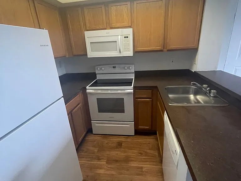 718 Executive Center Dr #36-7-36 — Photo 1
