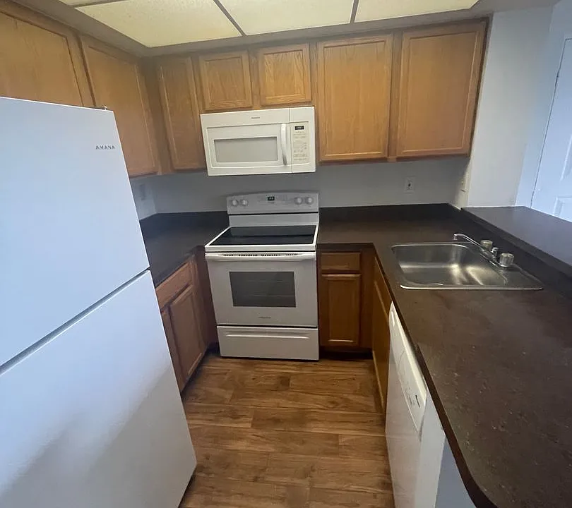 718 Executive Center Dr #36-7-36