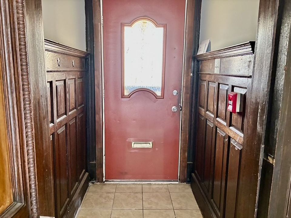 1st image of 5130 Springfield Ave