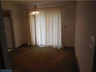 4th image of 1081 Kennington Ave