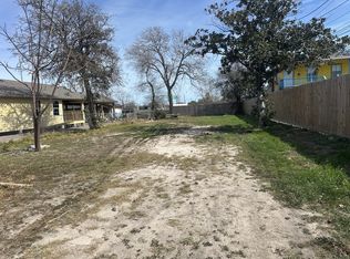814 18th St, Corpus Christi, TX 78405