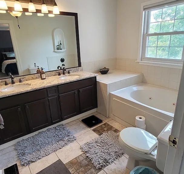 3885 Thornberry Way — Photo 7