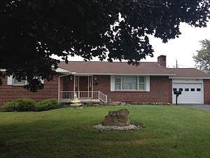 1st image of 341 Shady Oak Ln