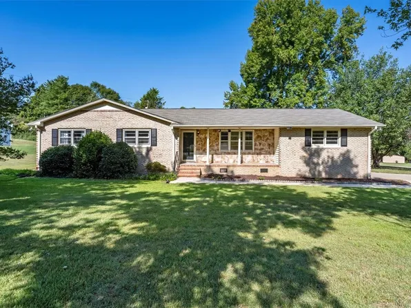 1415 Dunn Rd, Anderson, SC 29625