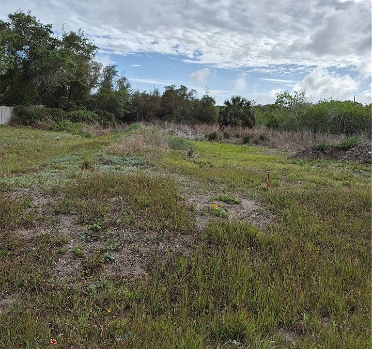 1st image of 0 S 7th St
