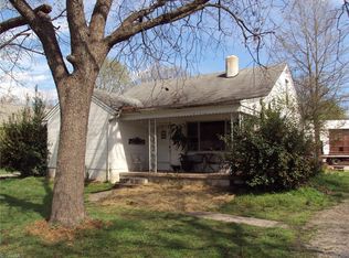 811 Bryan Rd, Thomasville, NC 27360