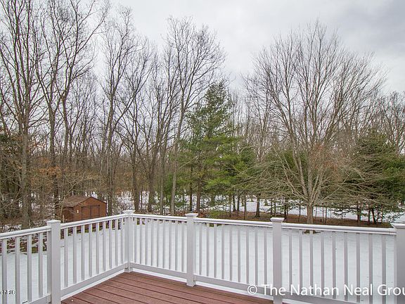 5th image of 2945 Deerwood Dr