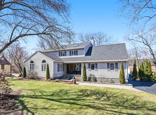 18 Tice Rd, Hewitt, NJ