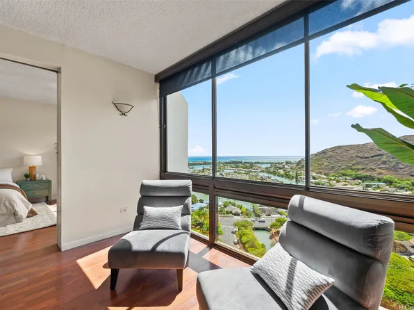 531 Hahaione St #220E, Honolulu, HI 96825