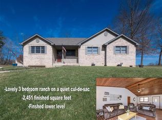34 Autumn Cir, Troy, IL 62294
