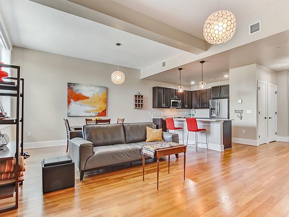 2nd image of 2525 College St APT 2203