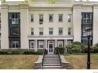 12 Brooklands APT 2K, Bronxville, NY 10708