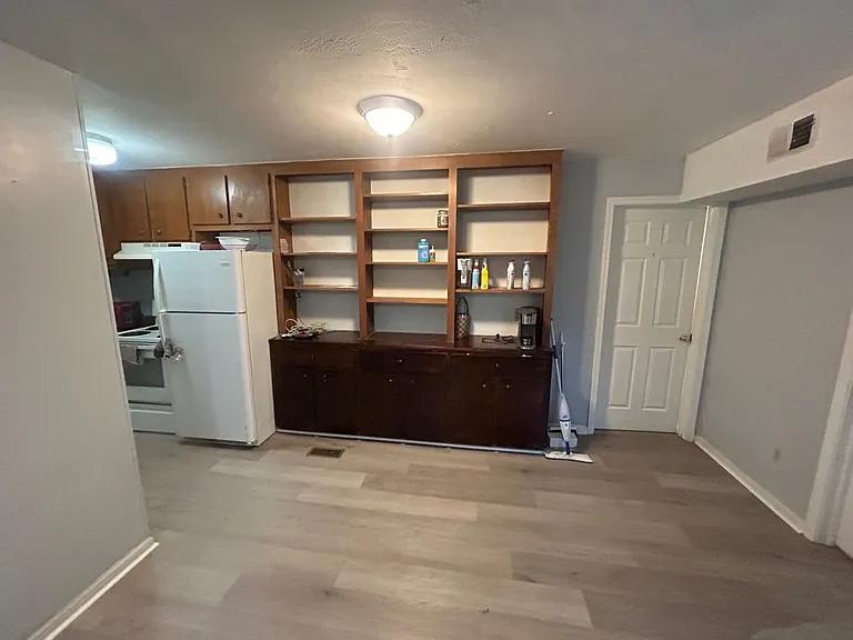 1227 Barnwell Steet Barnwell St #3 — Photo 3