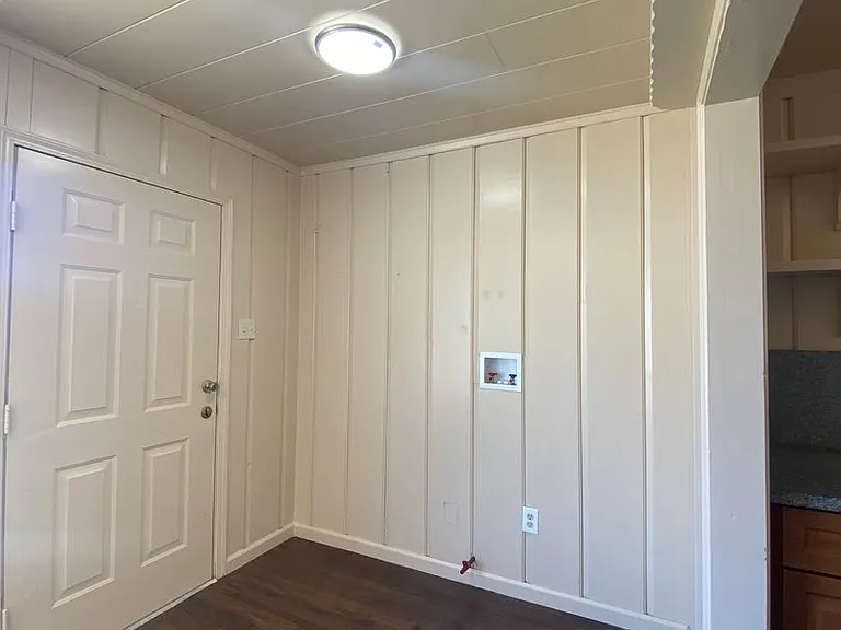 120 W Mountain View St — Photo 8