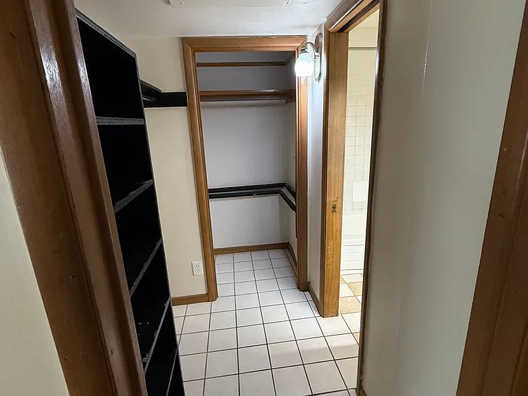 435 E Harrison St — Photo 13