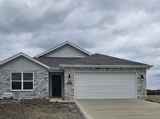 3102 Kylo Ct, Fort Wayne, IN 46818