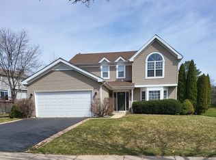 1759 Deerhaven Dr, Crystal Lake, IL 60014