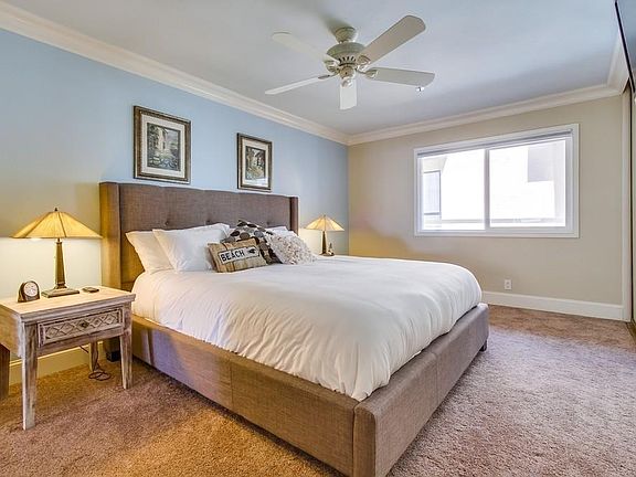 3rd image of 3888 Riviera Dr #300