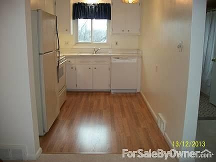 5th image of 1809 Gardenia Ave APT 6