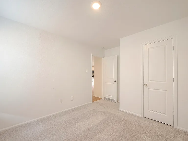 1491 Las Cuevas Dr — Photo 14