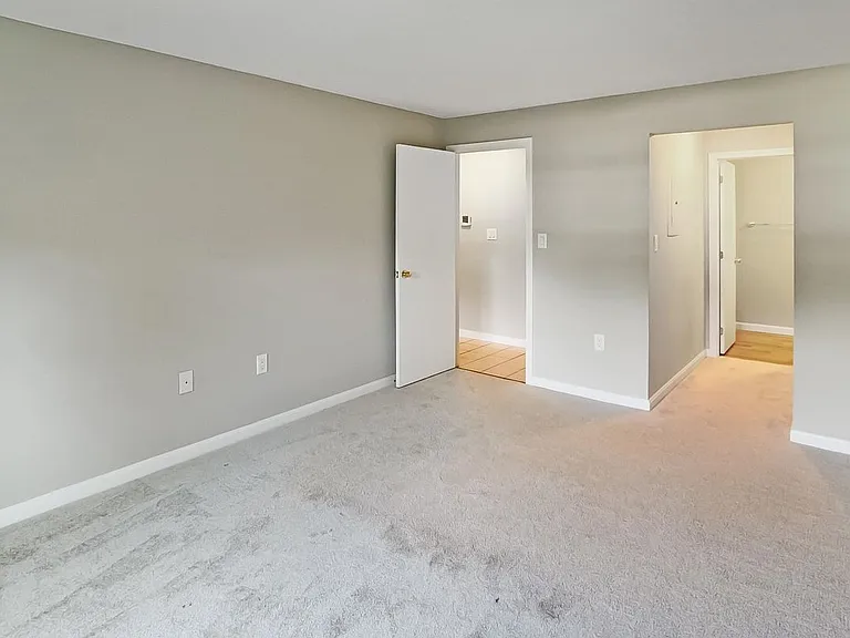 3 New Haven Dr #G205 — Photo 17