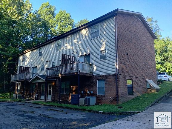 3rd image of 1429-31 Spruce Street Ext