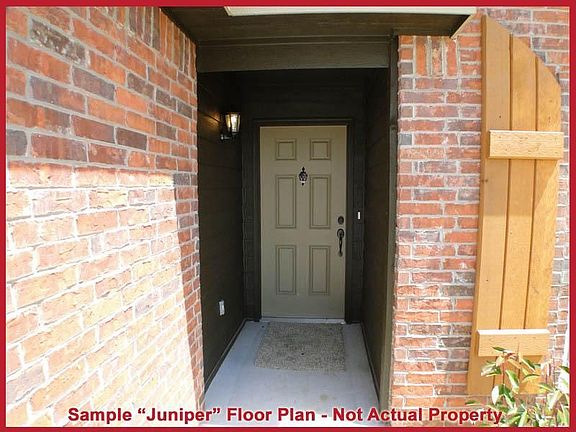 3rd image of 210 E Dillon Dr