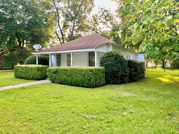 305 S 5th Ave, Hartford, AL 36344