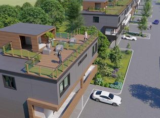 3697 London Rd #4, Duluth, MN 55804