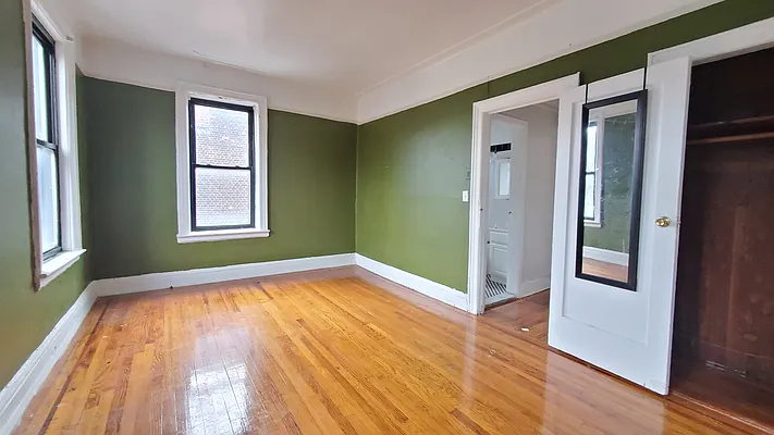 Rented by BRICK & GALO REALTY CORP | media 9