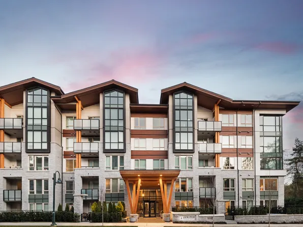 2632 Library Ln #406, North Vancouver, BC V7J 0B8