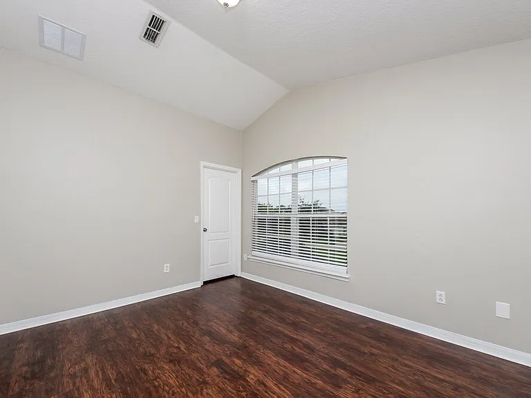 4313 Creeks Run Blvd — Photo 10