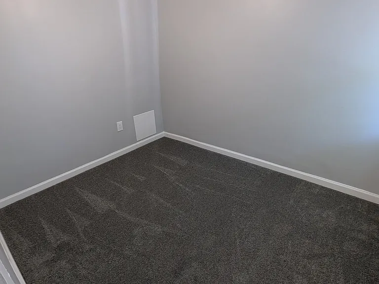2217 Cross St — Photo 5