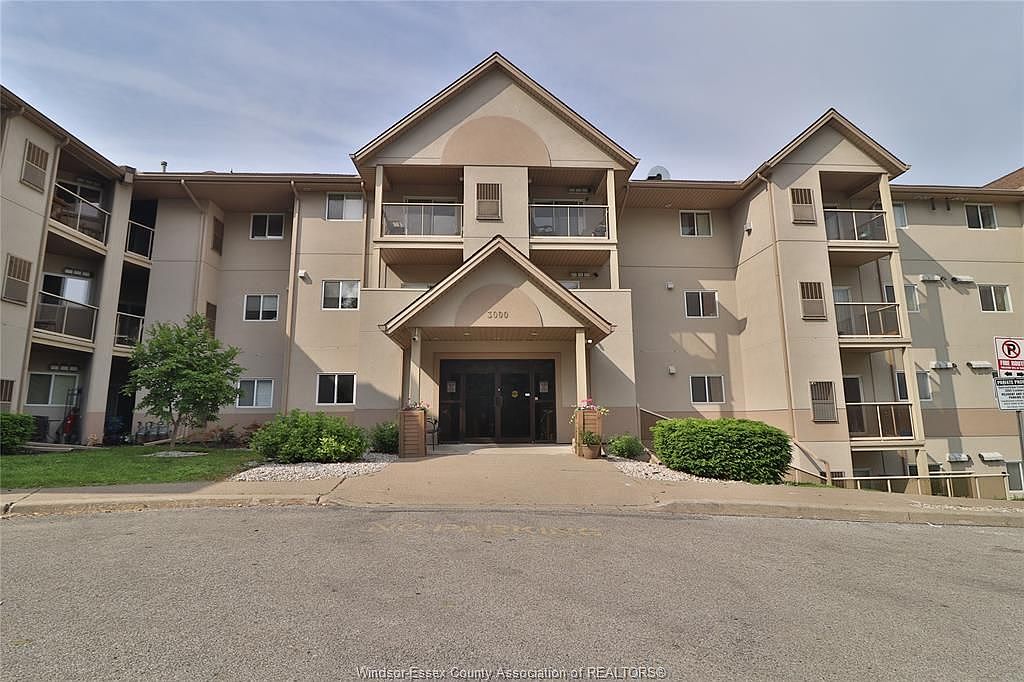 3000 Sandwich St #201, Windsor, ON N9C 4G3 | Zillow