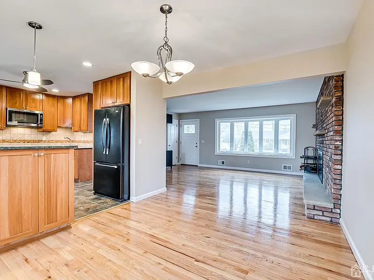 257 W Grant Ave — Photo 8