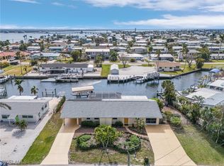 2859 Cheryl St, Matlacha, FL 33993