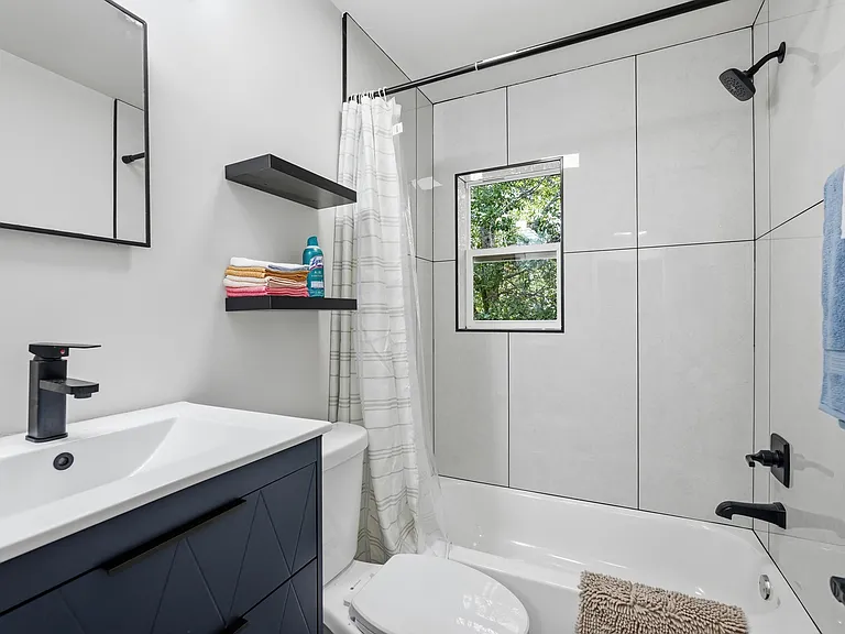 209 N Fillmore St #3 — Photo 11