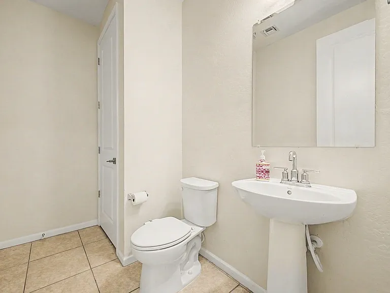 35 S Biella Pl — Photo 5