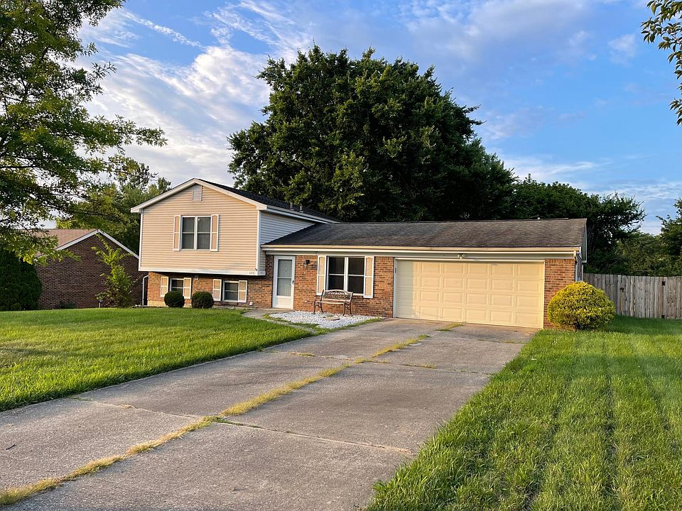 1st image of 115 Brookwood Dr