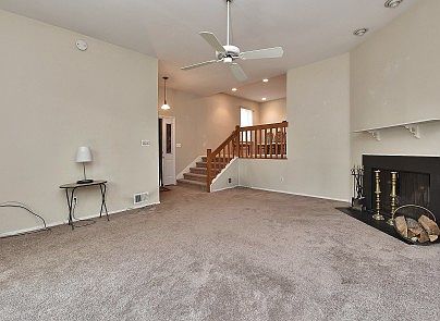5th image of 522 Teal Plz