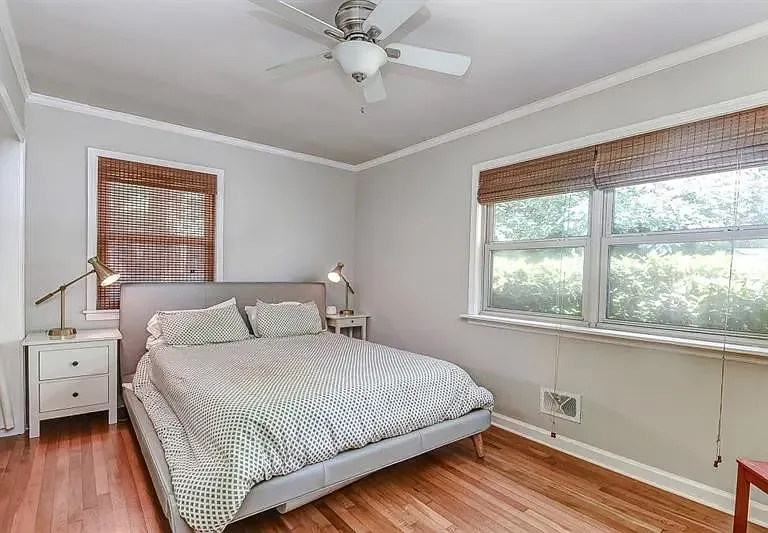 272 Kennestone Dr — Photo 4