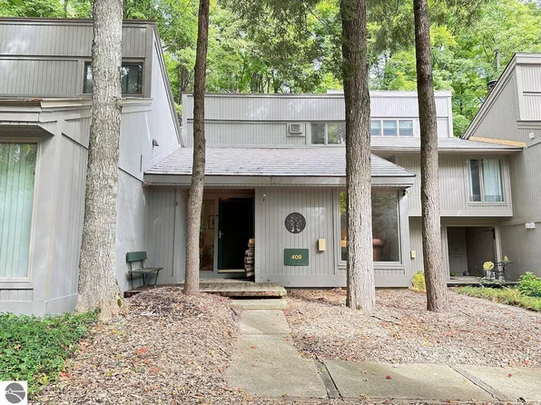 2500 Josef Strasse #409, Bellaire, MI 49615