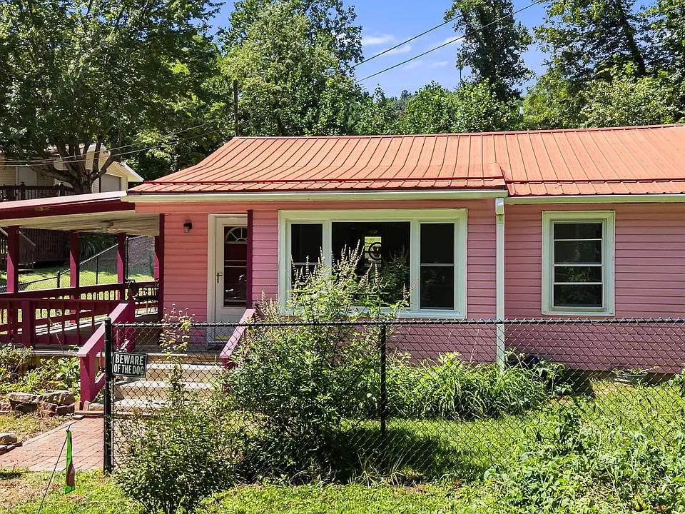 513 Hiawassee Ave
