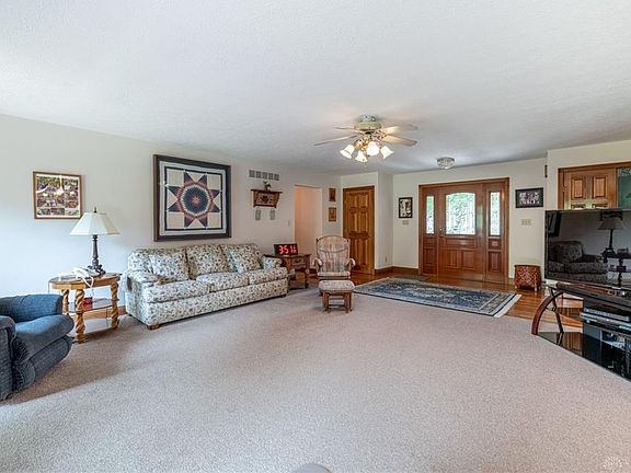 5th image of 4670 Dewey Dr