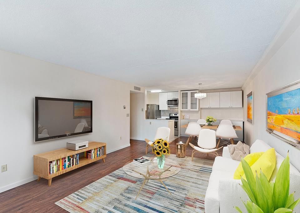 1st image of 1920 S 1st St APT 806