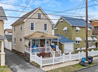 621 Race St, Scranton, PA 18509